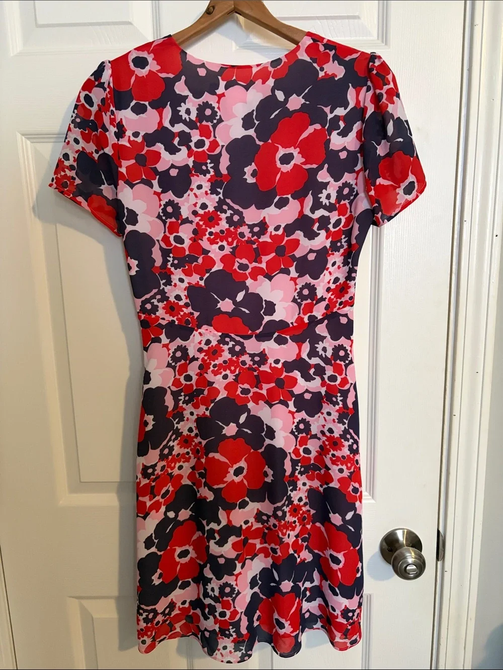 Michael Kors Red Pink & Navy Floral V-Neck Midi Dress with Short Sleeves